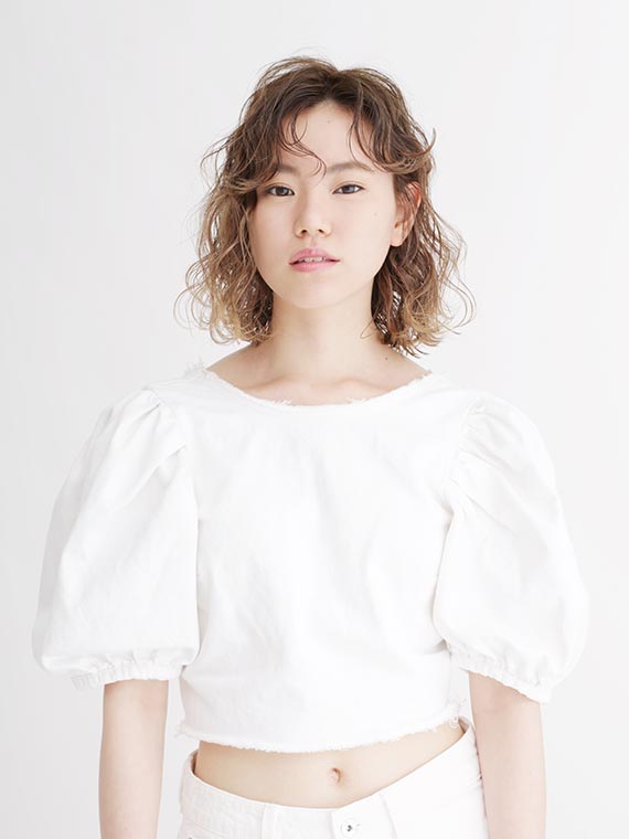 【連載】12色のうたうヘアカラー 7月は「偽りの物語」/vetica高木貴雄さん 3 7月7日、叶えたい願いは?グラデ×ハイライトでみせるミルキーベージュ