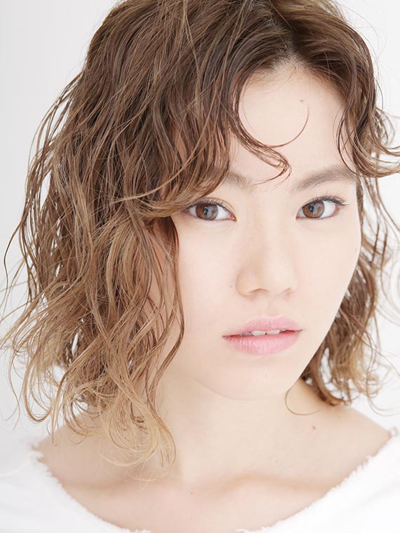 【連載】12色のうたうヘアカラー 7月は「偽りの物語」/vetica高木貴雄さん 4 ミルキーベージュヘアカラー詳細