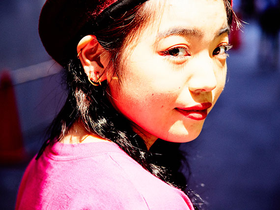 【連載】街とひとを切り取るスナップ/No.14 ツカモトハルカさん 5 個性派アイテムもスッキリまとめて