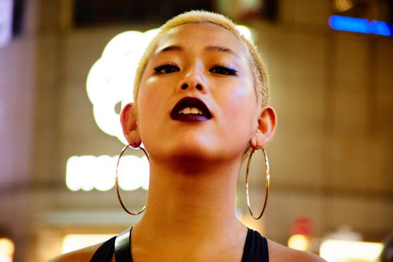 【連載】街とひとを切り取るスナップ/No.24 めぐみるくさん&吉乃さん 4 日本Tシャツとスポーティブラトップ