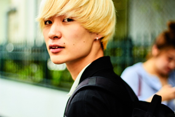 これからヘアカラーしに行くマッシュ男子