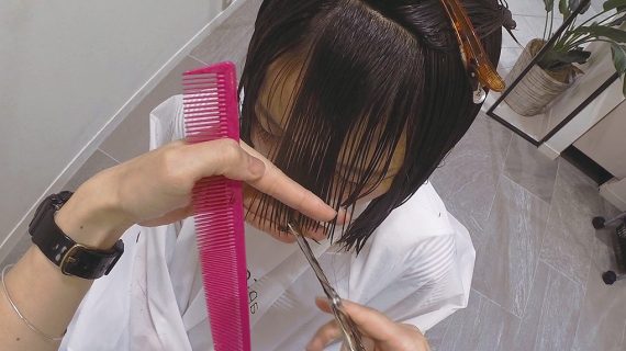 前髪生えグセ確認