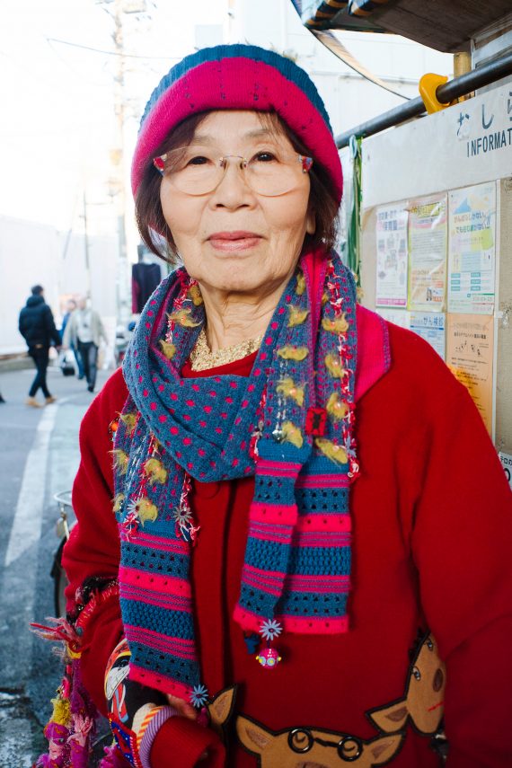 お気に入りの喫茶店でお茶をした帰りみち