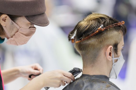 VeLO・赤松美和、CHARLES DESSIN・黒木利光、SHACHU・みやちのりよし、Nicole.・芦原照成の4氏がゲスト審査員