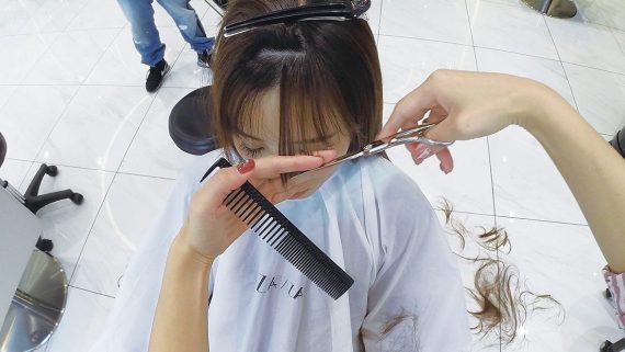 前髪カット