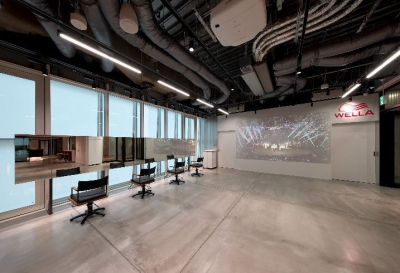 ウエラ プロフェッショナルの大阪スタジオが、関西圏のトレンドをリードする梅田エリアに移転 6 ホール