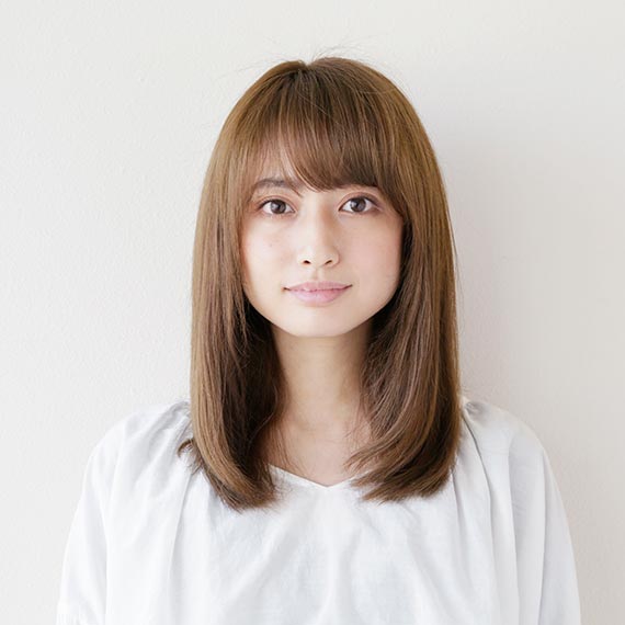 【連載】フォトジェニックなフォトシュートテク 自然光で撮影編 ヘアスタイリング① 7 48A1874w