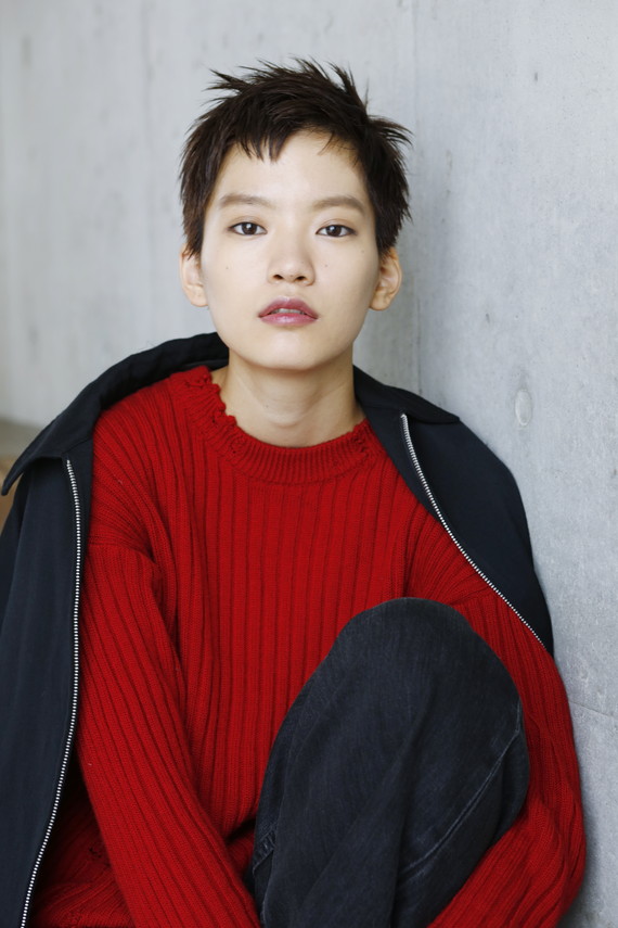 【連載】12色のうたうヘアカラー 11月は「立つ冬、光の中」/vetica タカギタカオ 5 流行色ばかりじゃなくて、ヘアカラーの定番「ブラウン」を極める