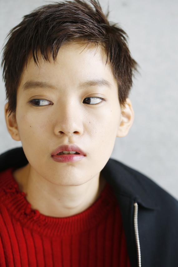 【連載】12色のうたうヘアカラー 11月は「立つ冬、光の中」/vetica タカギタカオ 3 流行色ばかりじゃなくて、ヘアカラーの定番「ブラウン」を極める