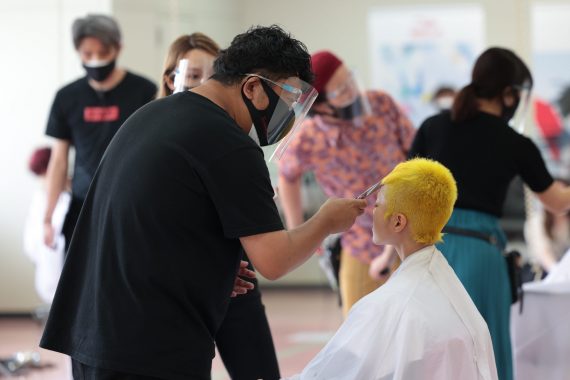 「今年はコロナ禍でもクリエションを止めない！」感染対策を徹底して、無観客、リアルで実施。