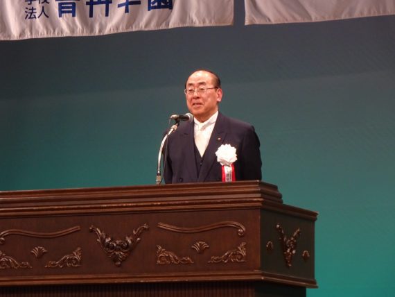 サロンの文化に馴染むこと