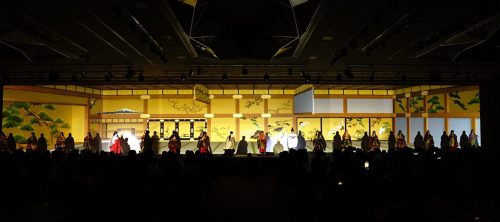 国際文化学園が創立70周年記念「感謝のつどい」を帝国ホテルで開催、「十二單」を題材とした記念事業も 2 多くの来賓を圧巻の平安絵巻でお迎え