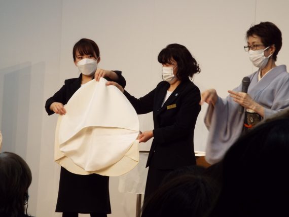 マリールイズオリジナルの角かくし