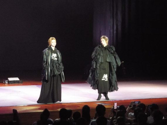 光と影の意味を持つニューヘアモード オンブル・エ・ルミエール