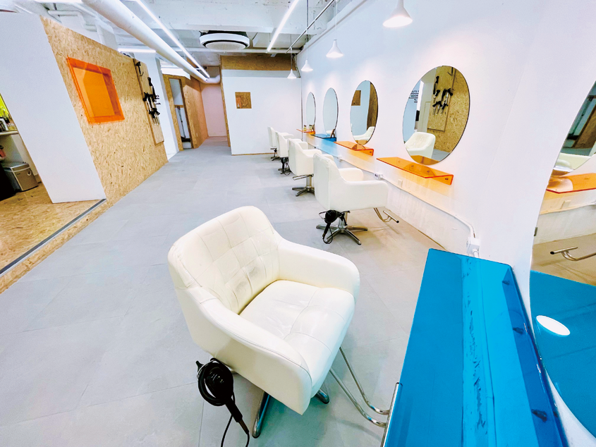 日 ⇄ 韓で新しい世界を切り拓く|Case 2 韓国好きが高じて超個性派サロンから韓国へ!|滑川彩香 2 HAIR 2