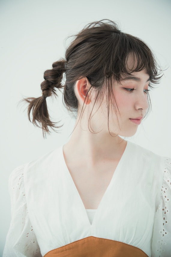 ゆるめがかわいい三つ編みテール