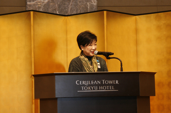 BA東京および美容師へエールを送る小池百合子都知事