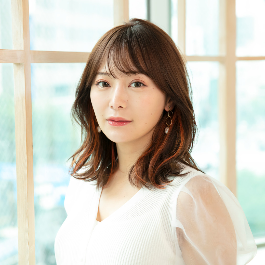 ◎HAIR DESIGN ブラウンの中に交じるオレンジにときめく！隠せるインナーハイライト