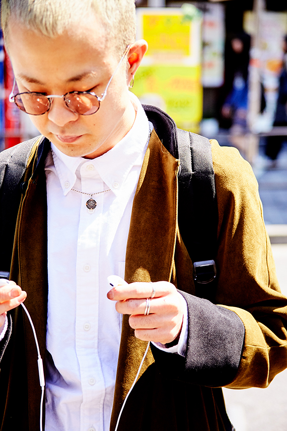 原宿駅の竹下口で金髪ボウズが目を引いた彼