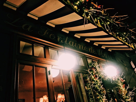 パリのビストロ