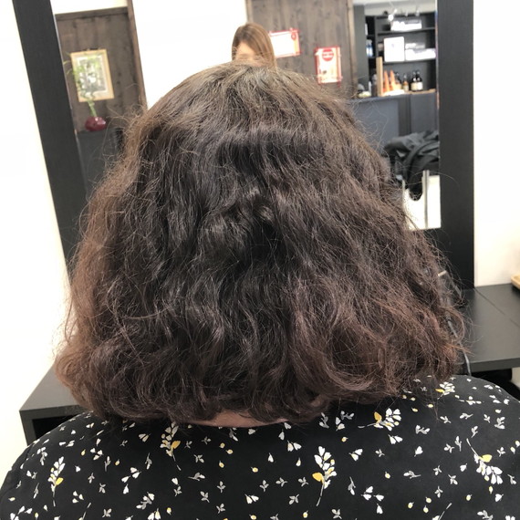 縮毛矯正ビフォア2