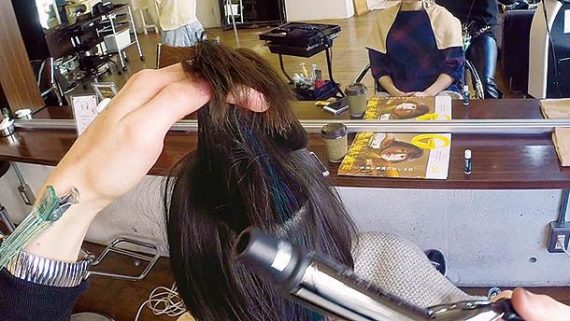 巻き髪スタイリング