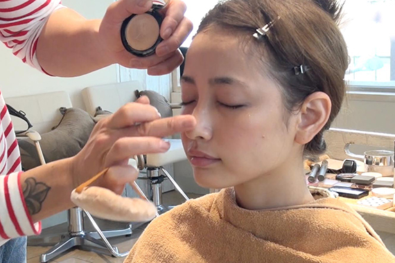 いまっぽいナチュラルメイクをつくるベースメイクのポイント