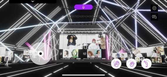 競技スペースがデジタル会場でつながる様子