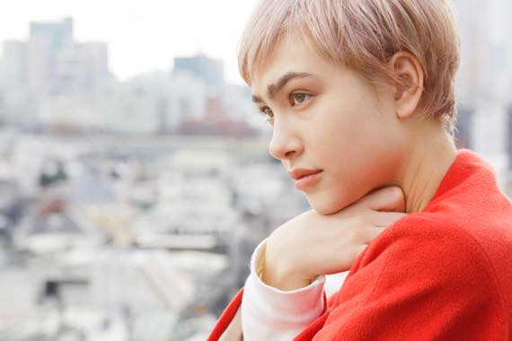 曲のイメージに合わせたピュアなホワイトカラー