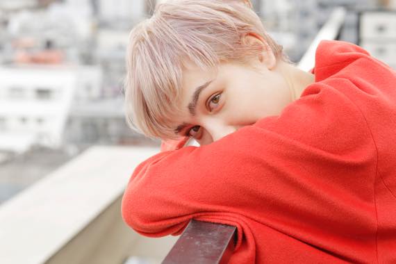 曲のイメージに合わせたピュアなホワイトカラー