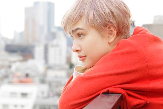 曲のイメージに合わせたピュアなホワイトカラー